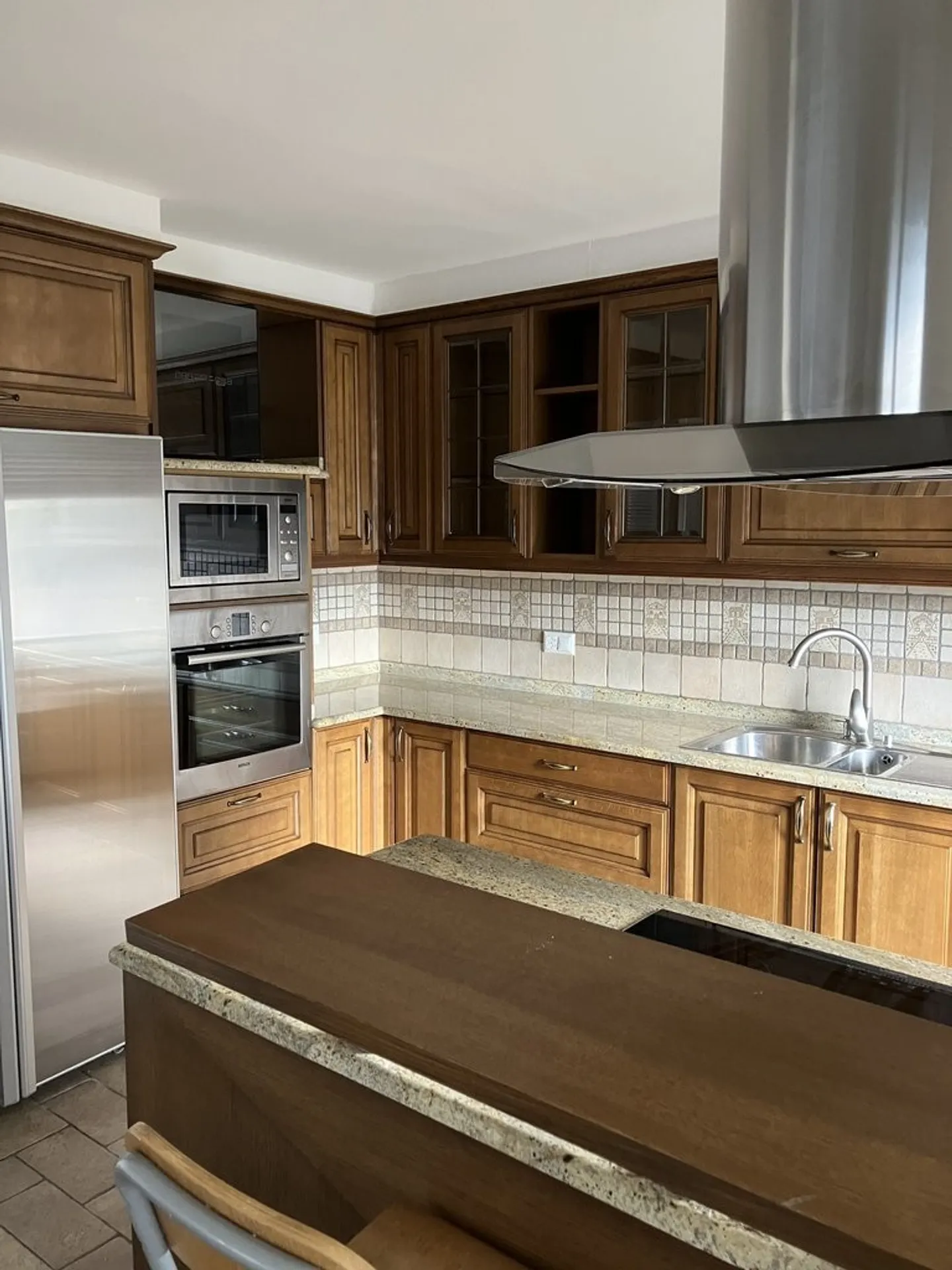 MAGNIFIKANTE GROSSE WOHNUNG MIT BALKONEN - Foto 1 von 10