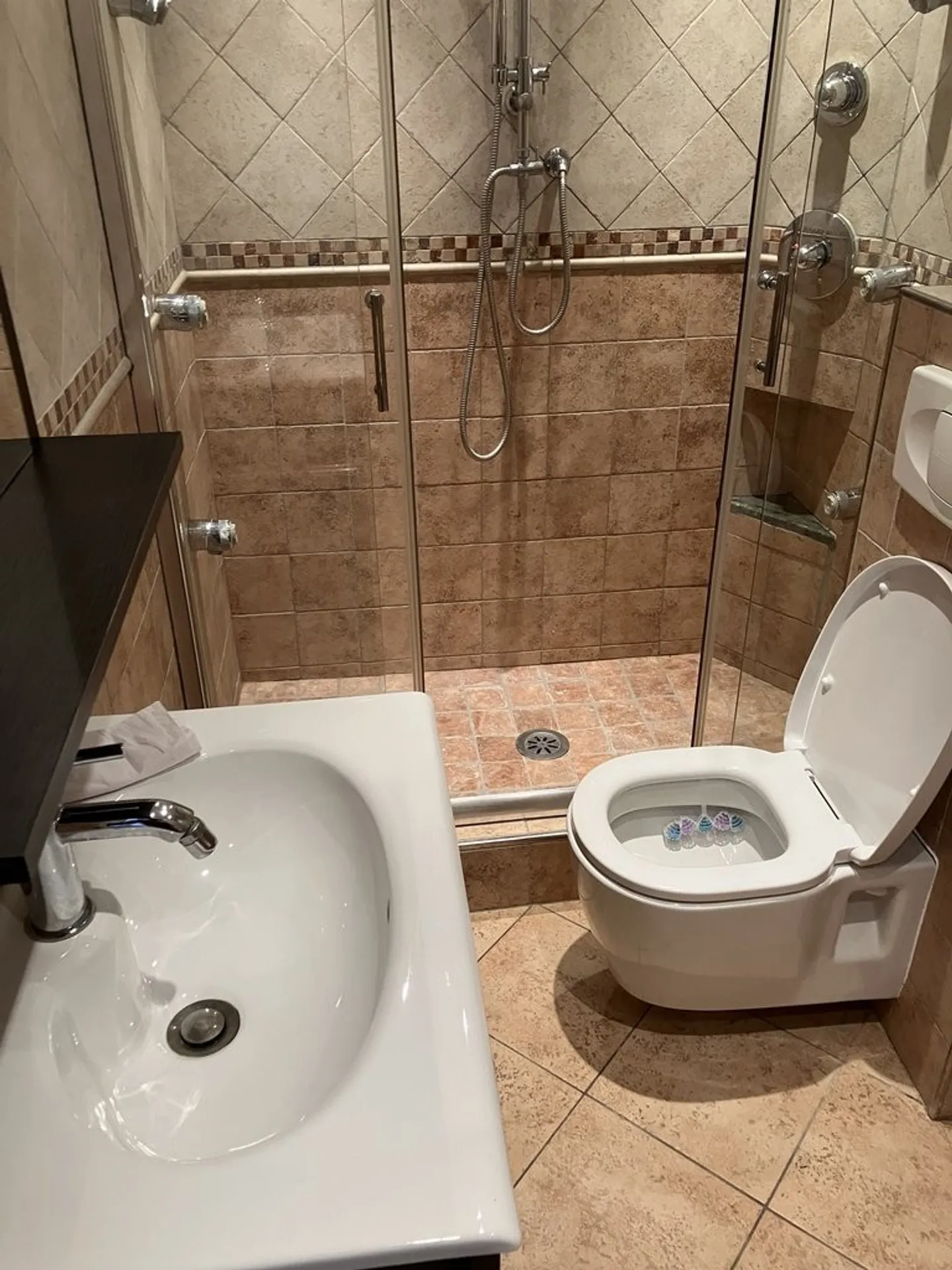 MAGNIFIKANTE GROSSE WOHNUNG MIT BALKONEN - Foto 5 von 10