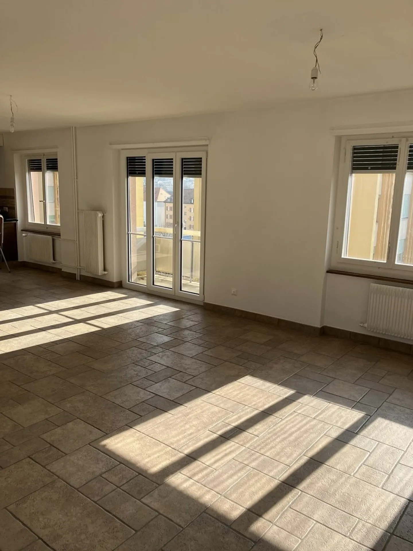 MAGNIFIKANTE GROSSE WOHNUNG MIT BALKONEN - Foto 6 von 10