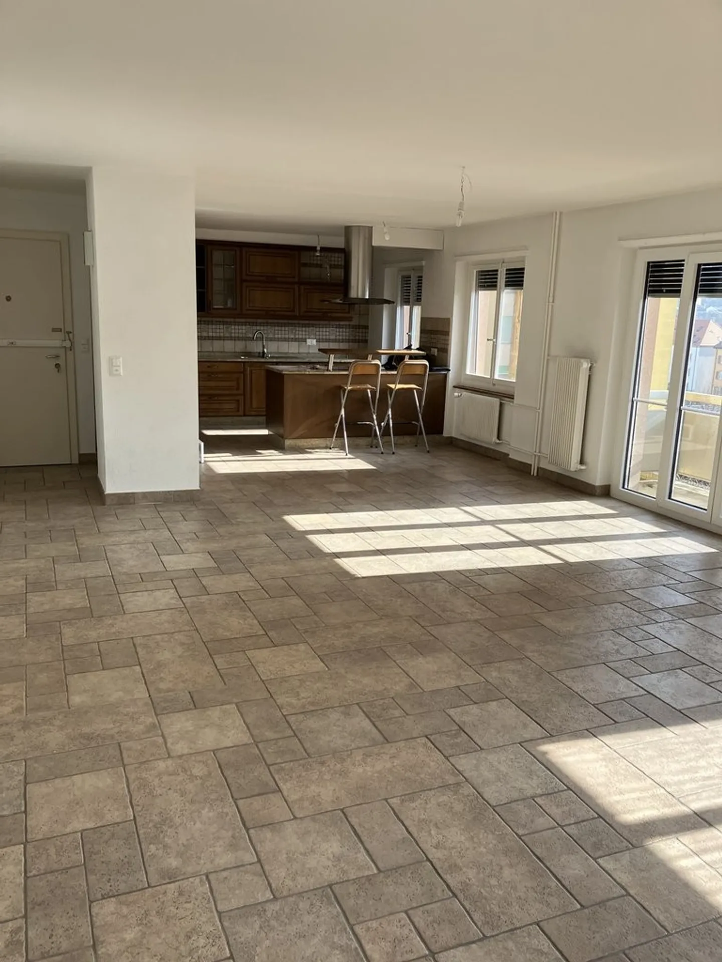 MAGNIFIKANTE GROSSE WOHNUNG MIT BALKONEN - Foto 7 von 10