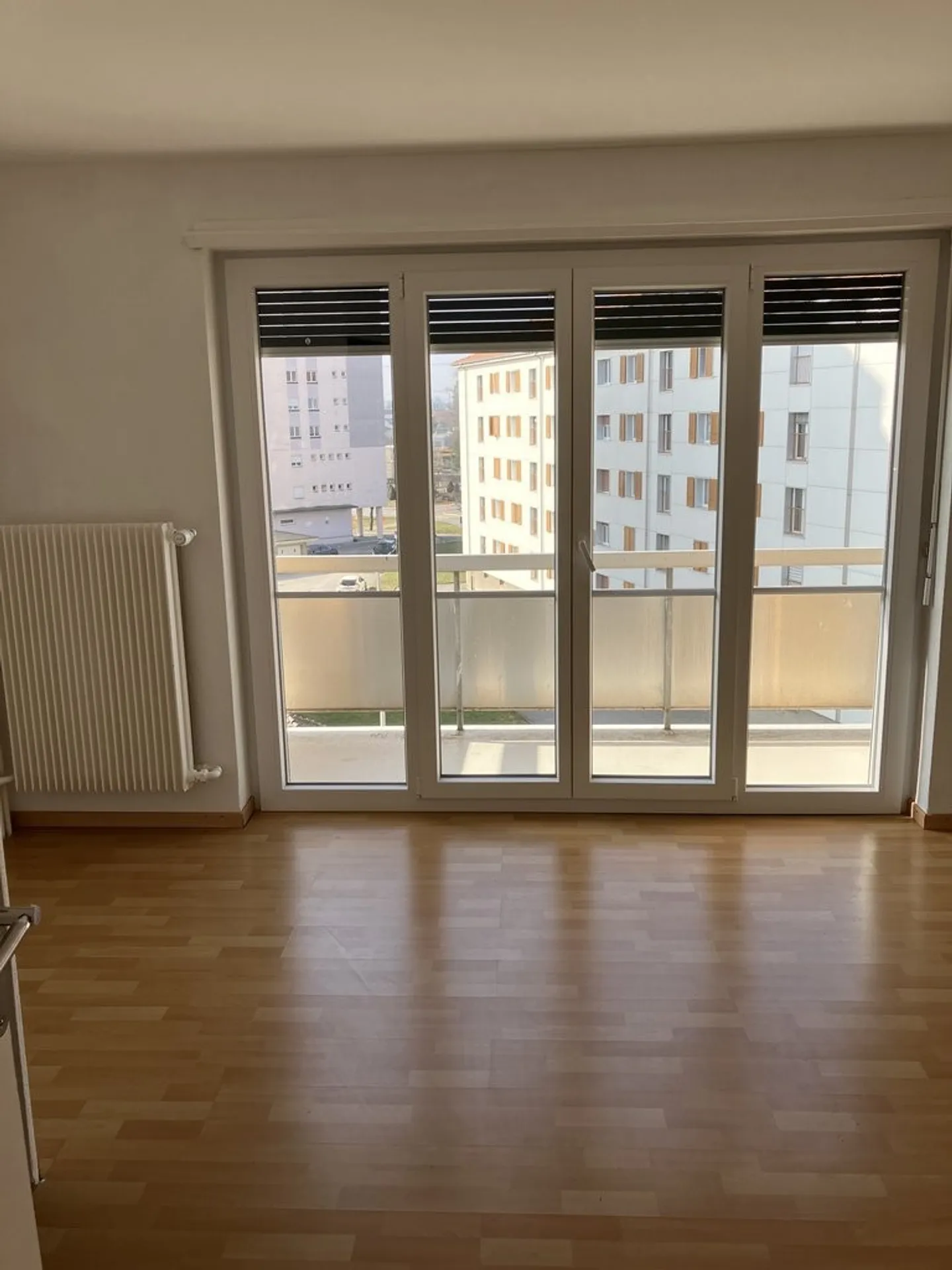 MAGNIFIKANTE GROSSE WOHNUNG MIT BALKONEN - Foto 9 von 10