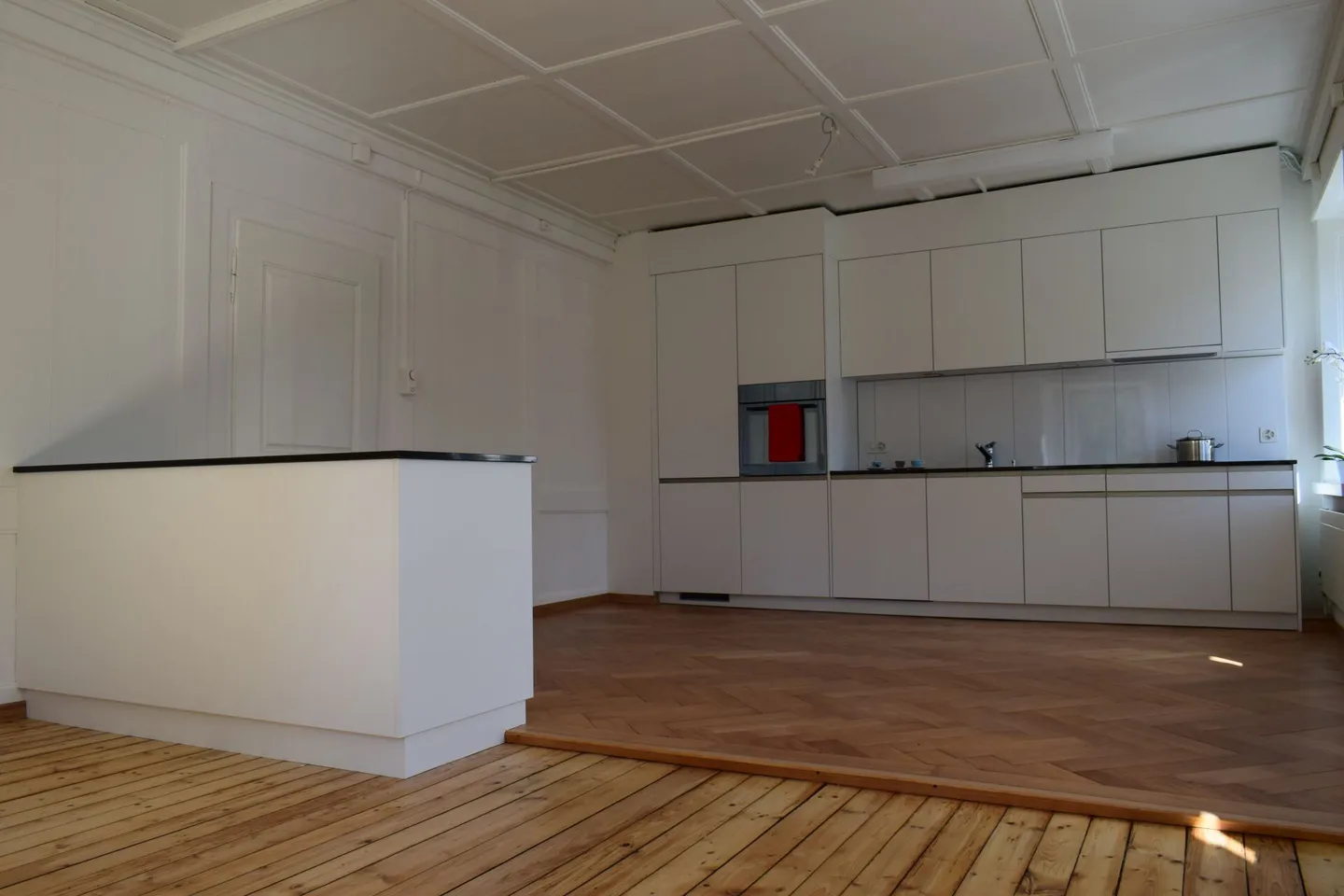 Vivre dans un quartier calme et central! - Photo 4 sur 11