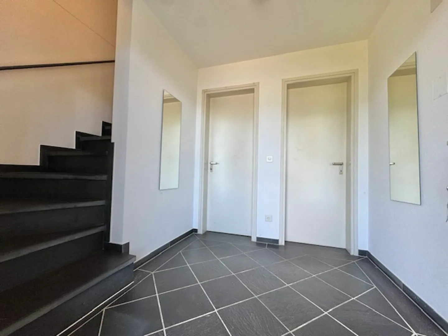 Charming Family Home with Lake View - Photo 7 of 34