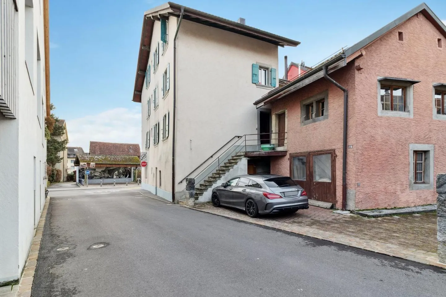 Occasion rare - Investissement dans un bien locatif dans la région ouest de Lausanne - Photo 1 sur 6