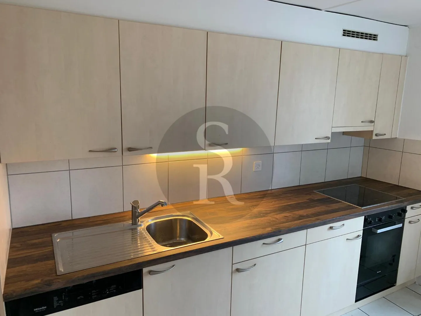 Appartamento 6 locali - Foto 1 di 8