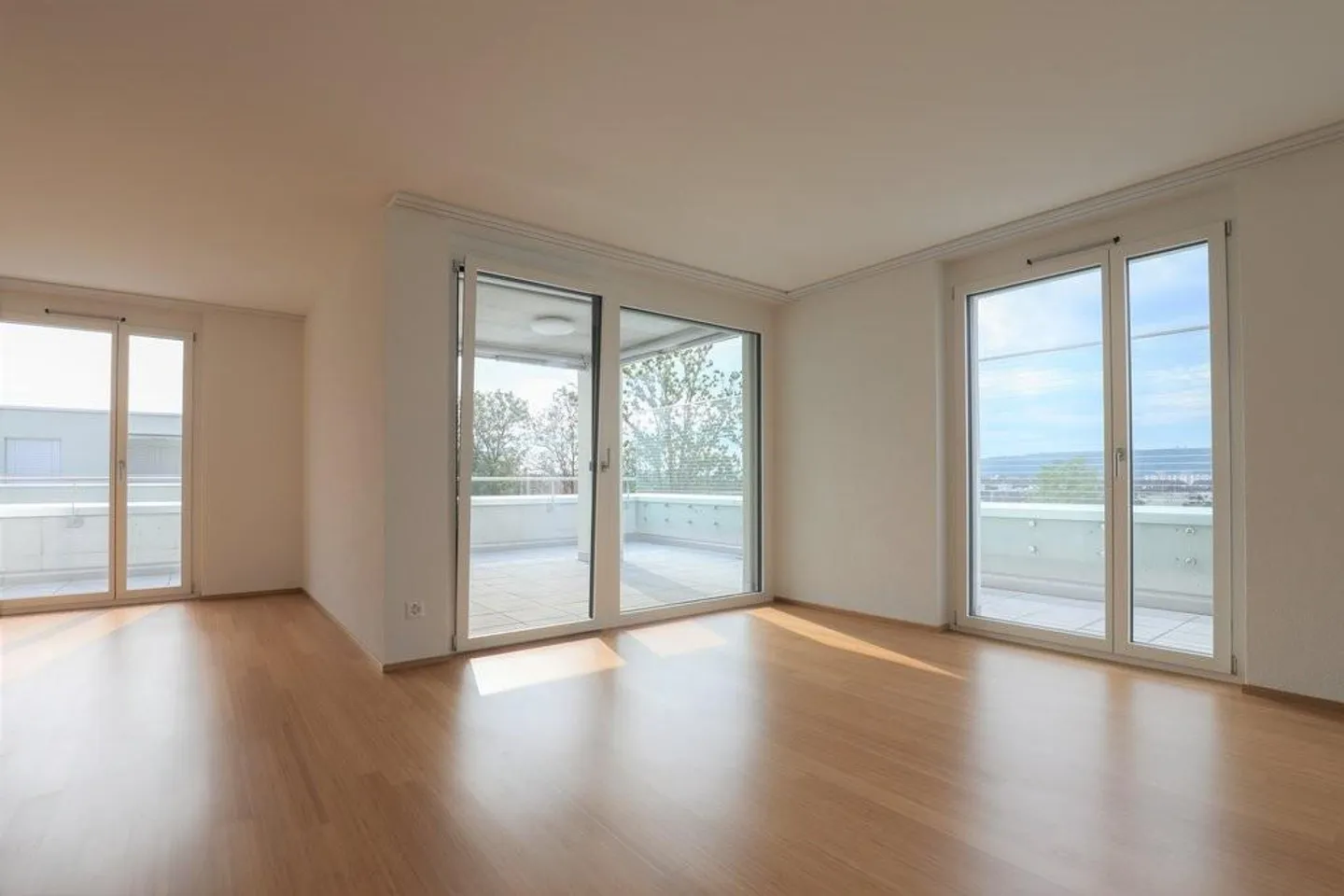 Attico. Terrazza. Cercasi nuovo inquilino - Vivere a Spitzallmend! - Foto 4 di 12