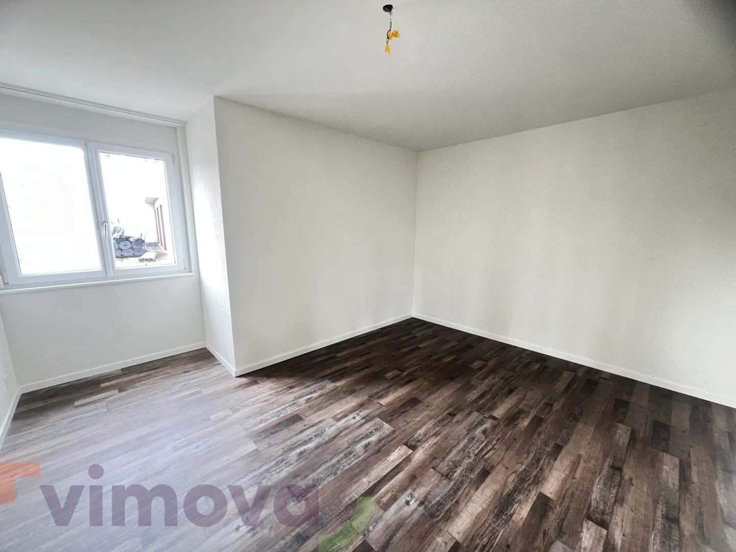 Bright 5.5-Room Apartment in Laufen - Photo 7 of 10