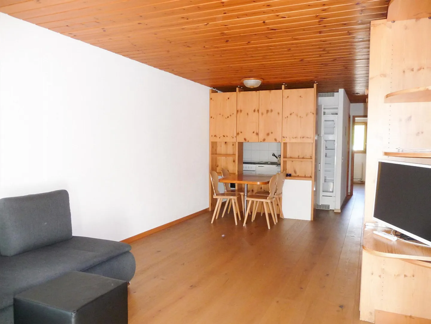 Charming furnished 2.5-room apartment. - Photo 1 of 9