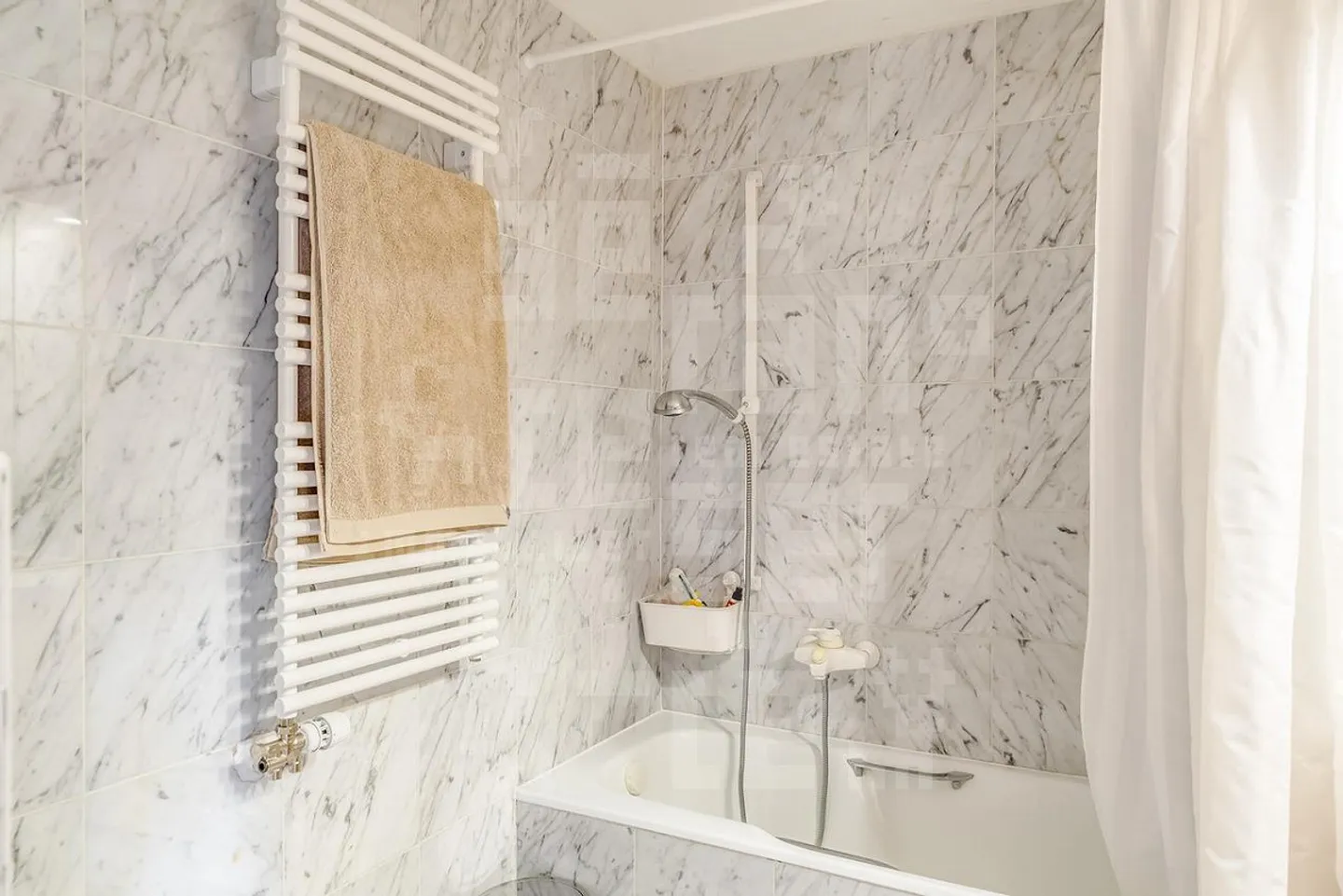 Appartement lumineux 4.5 pièces - Photo 10 sur 21