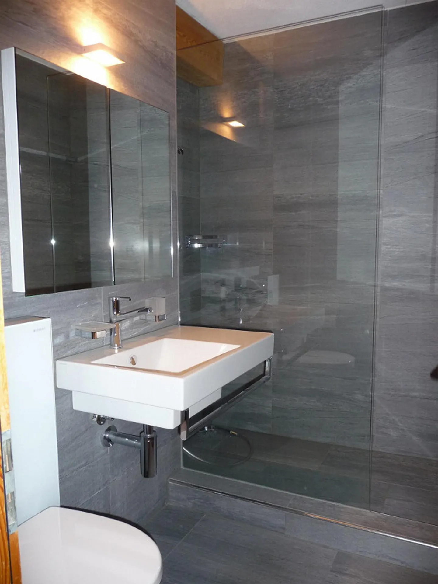 Charming furnished 2.5-room apartment. - Photo 3 of 9