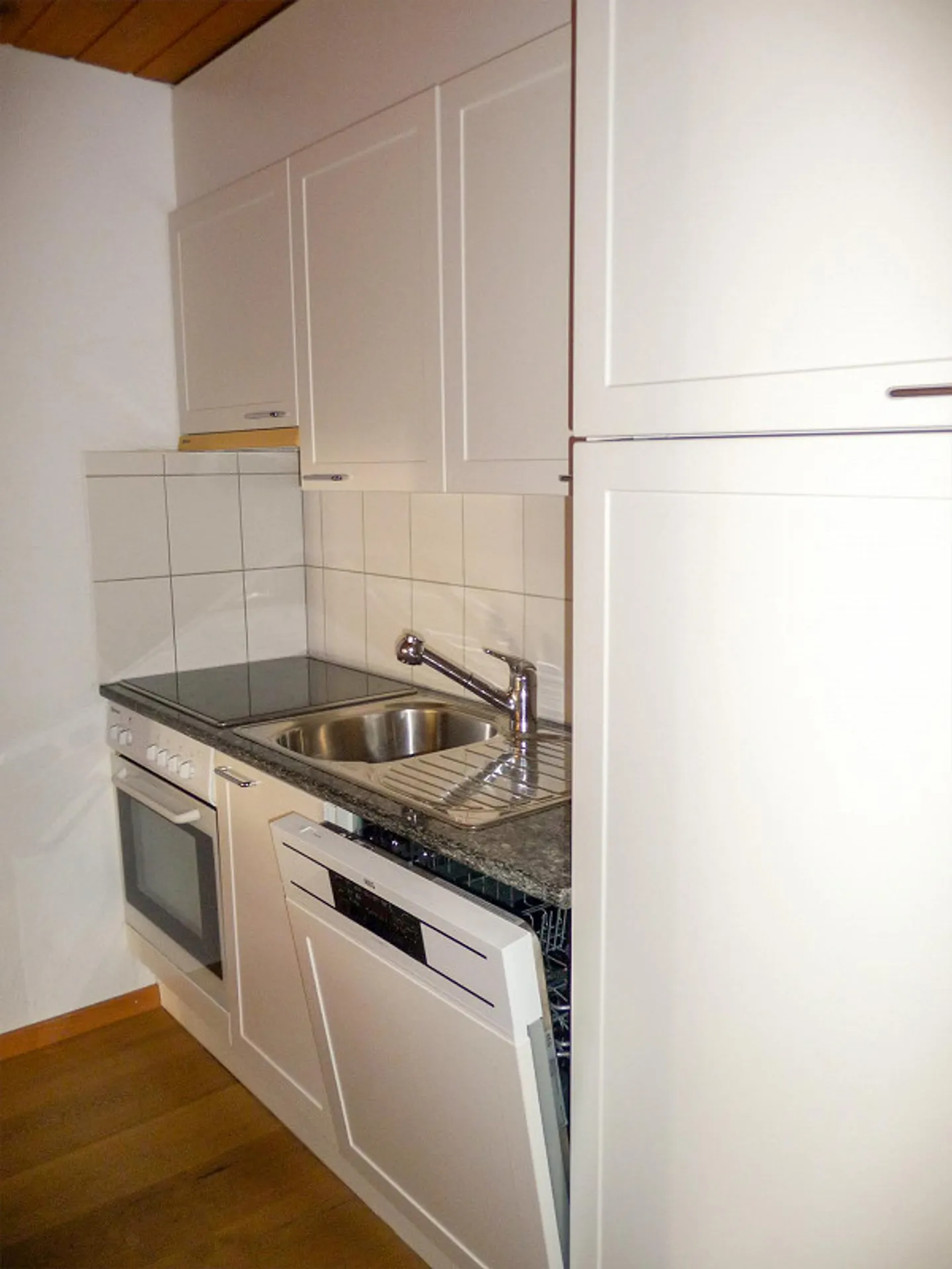 Charming furnished 2.5-room apartment. - Photo 6 of 9