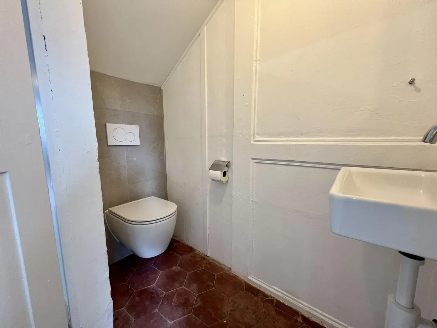 Renovated 2.5-room apartment in Estavayer-le-Lac - Photo 11 of 13