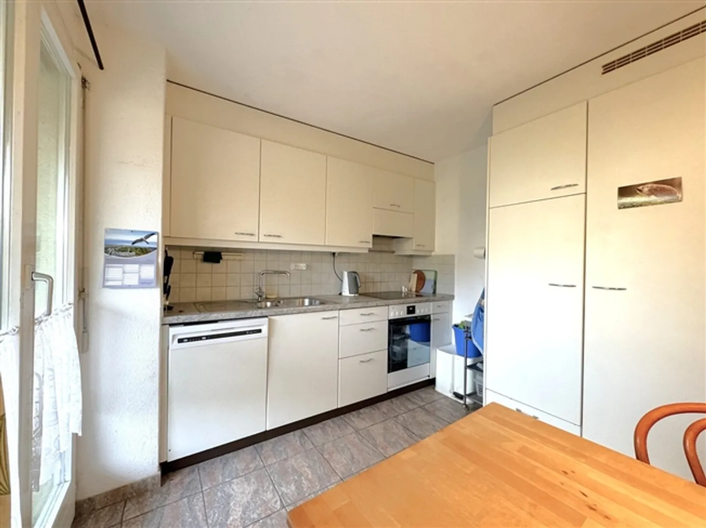 Central, quiet, sunny and at the top Charming maisonette apartment with small studio - Photo 7 of 20