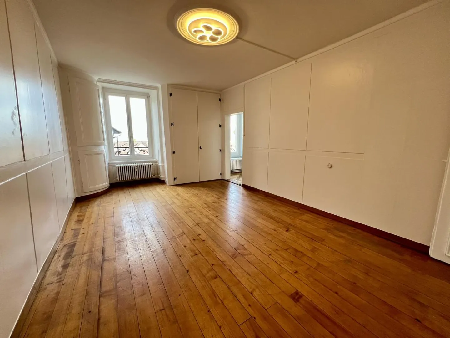 Renovated 2.5-room apartment in Estavayer-le-Lac - Photo 7 of 13
