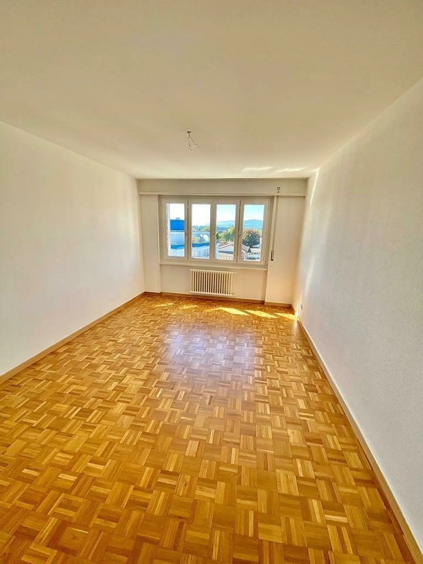 Spacieux 4 pièces à proximité du centre - Photo 5 sur 6