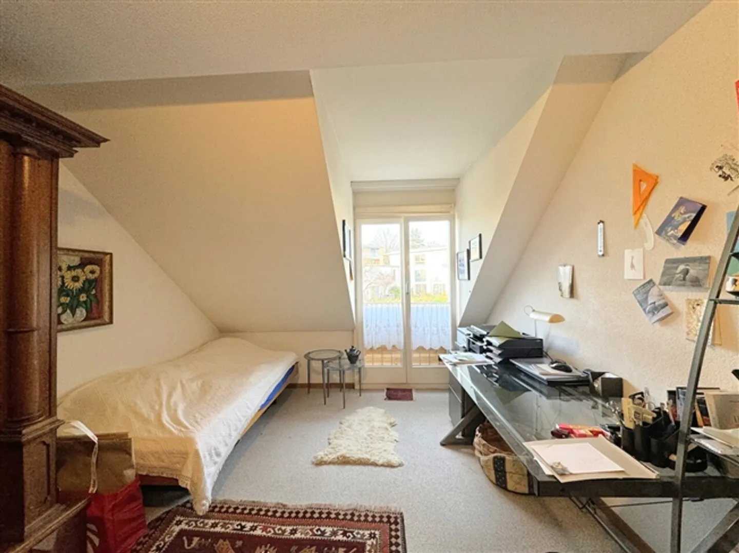 Central, quiet, sunny and at the top Charming maisonette apartment with small studio - Photo 11 of 20