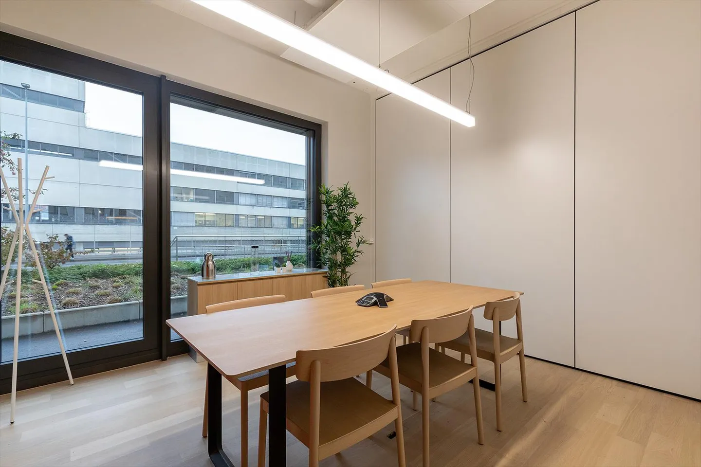 Membership in the Flexible Offices of Regus Business Park - Photo 9 of 11