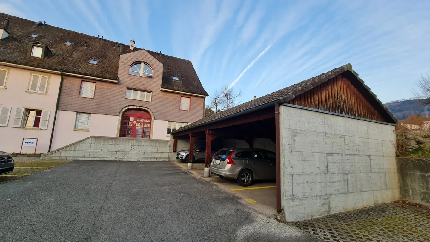 Incantevole appartamento di 3.5 locali 87m2 in un edificio ben curato, a due passi dal centro - Foto 11 di 13