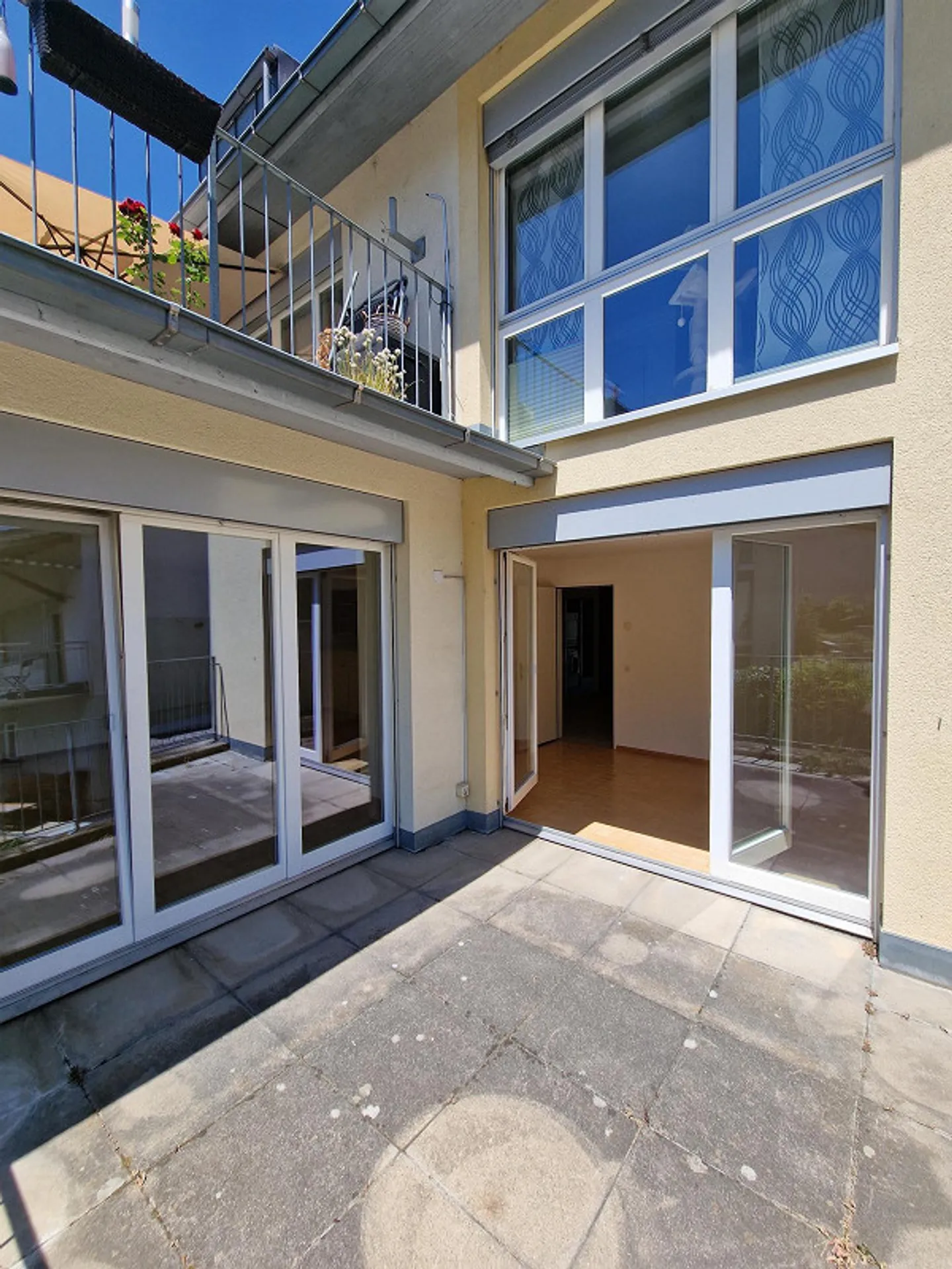 Appartamento 4.5 locali con terrazza a Duggingen - Foto 3 di 14