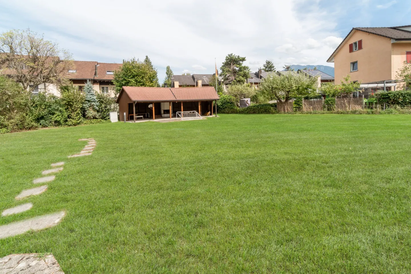 Appartamento 3.5 locali di 71 m² con balcone e ascensore a Reichenburg - Foto 10 di 10