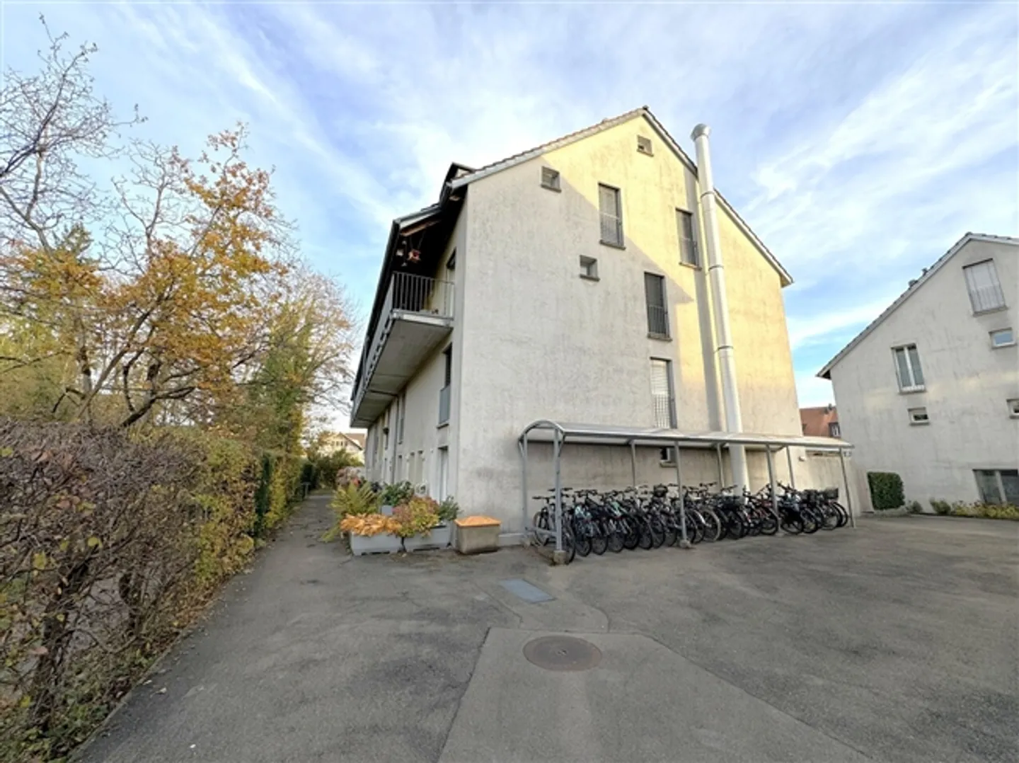 Central, quiet, sunny and at the top Charming maisonette apartment with small studio - Photo 15 of 20