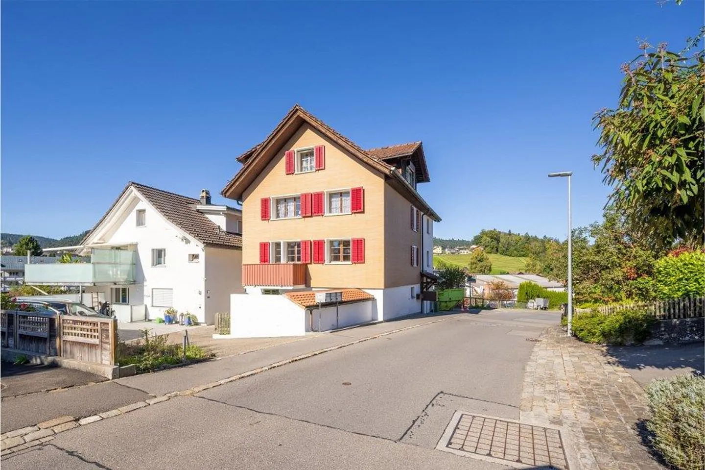 Charming apartment with character - Photo 9 of 13