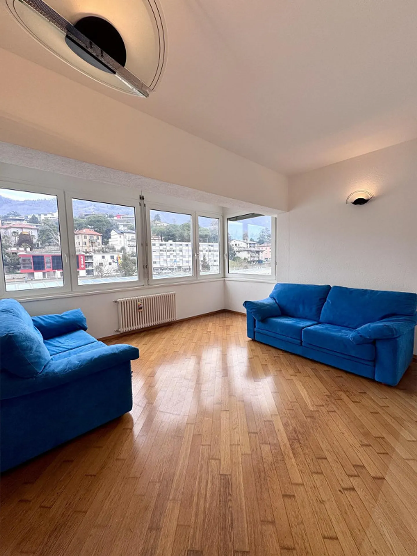Helles 3.5-Zimmer-Apartment - Foto 1 von 9