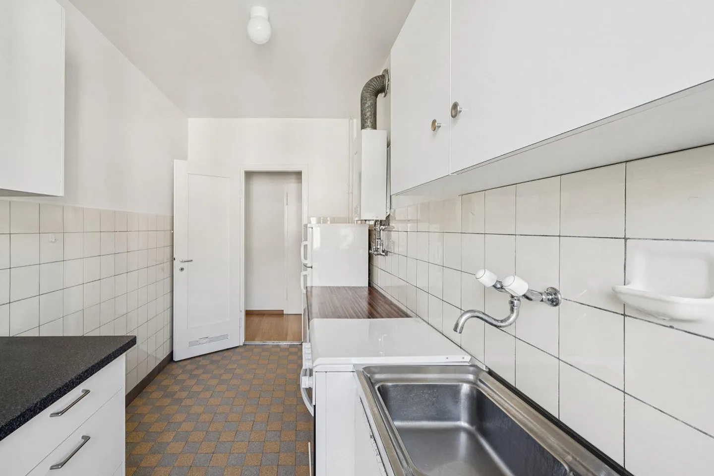 Apartment for rent - Photo 1 of 7