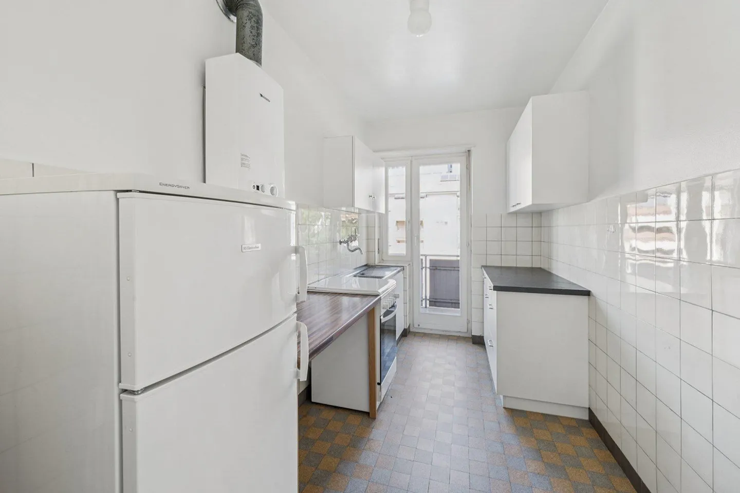 Apartment for rent - Photo 2 of 7