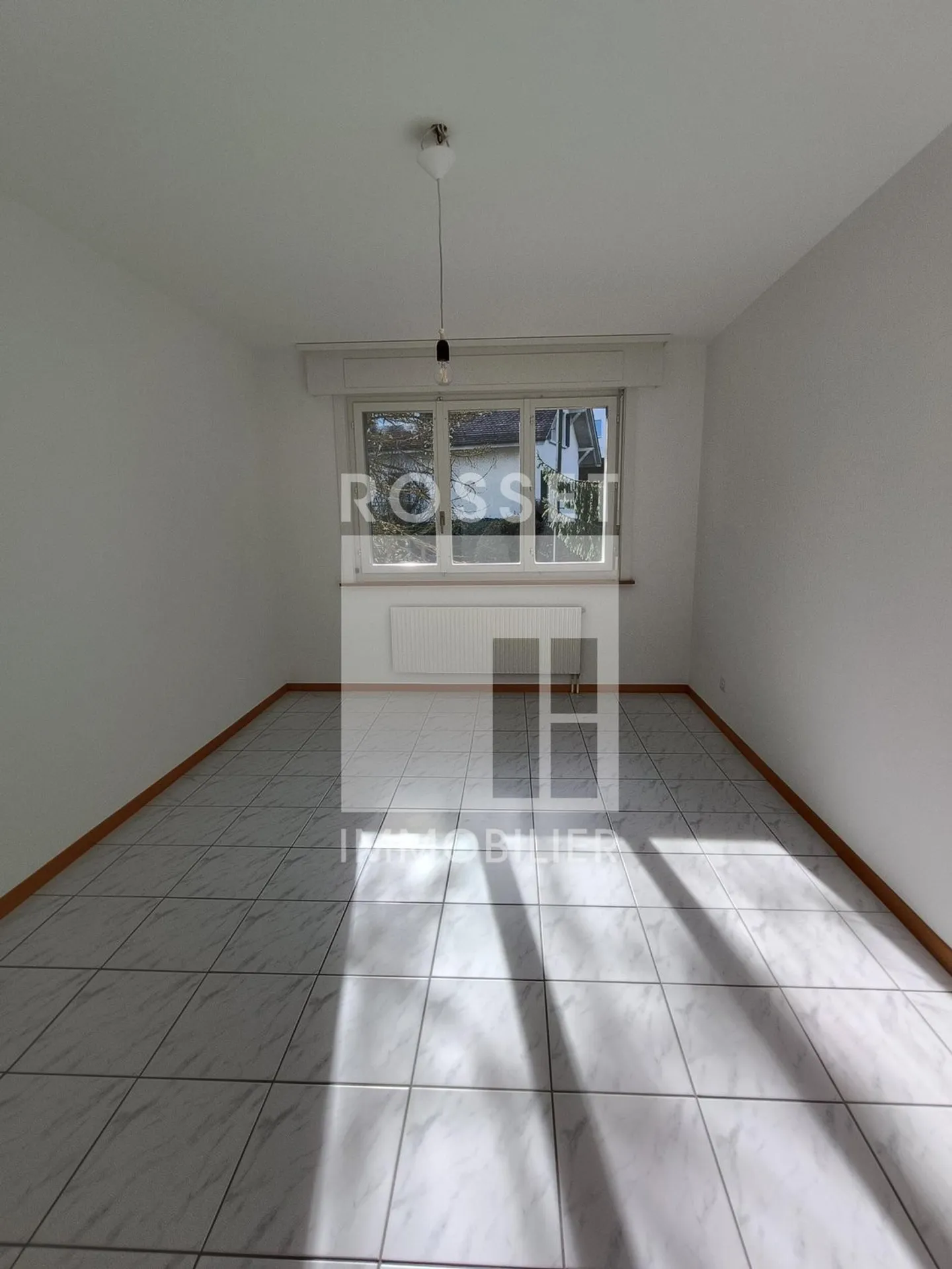 Appartement de quatre pièces au premier étage - Photo 5 sur 9