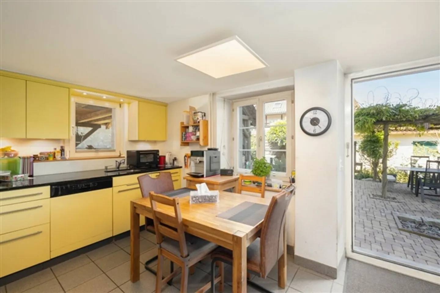 Beaucoup de charme avec vue sur le Rhin et paradis de jardin - Photo 4 sur 7