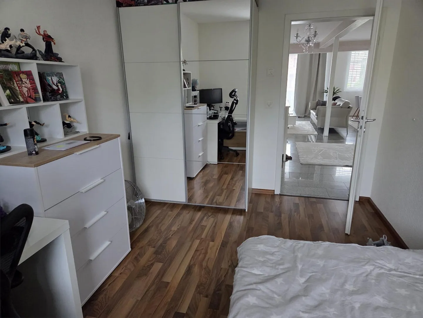 Apartment with large terrace in central location - Photo 8 of 8