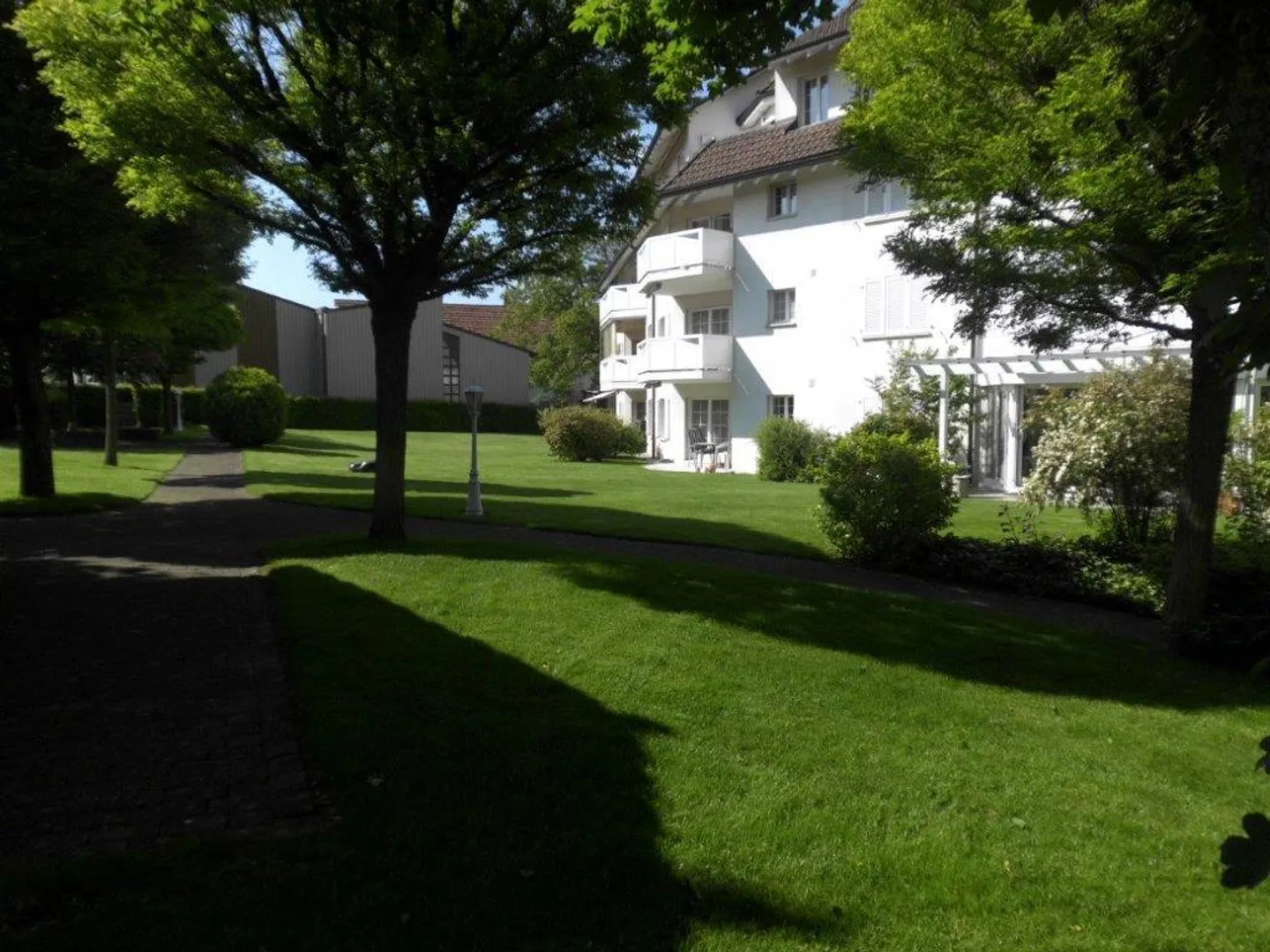 Freshly renovated 3½-room apartment in Altnau on Lake Constance with fireplace - Photo 5 of 21
