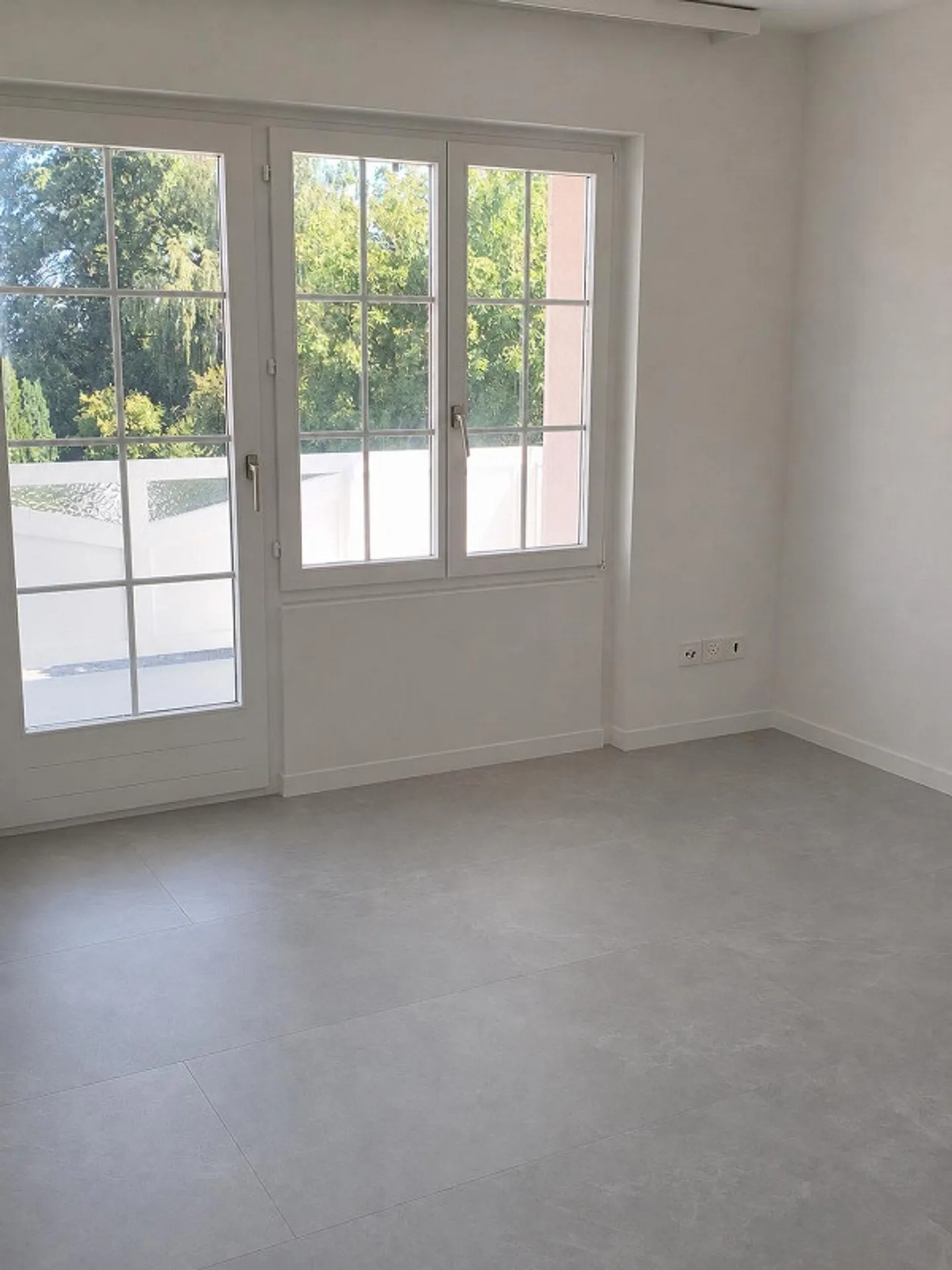 Freshly renovated 3½-room apartment in Altnau on Lake Constance with fireplace - Photo 8 of 21