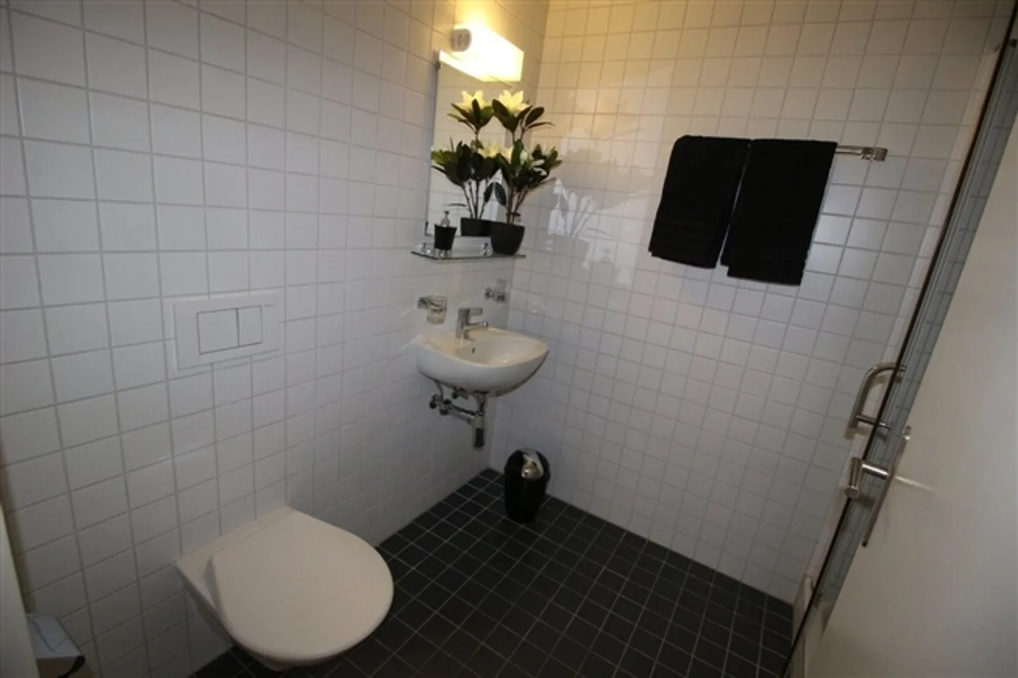 Appartement spacieux de 4,5 pièces de 136 m2 dans un bâtiment moderne - Photo 9 sur 13