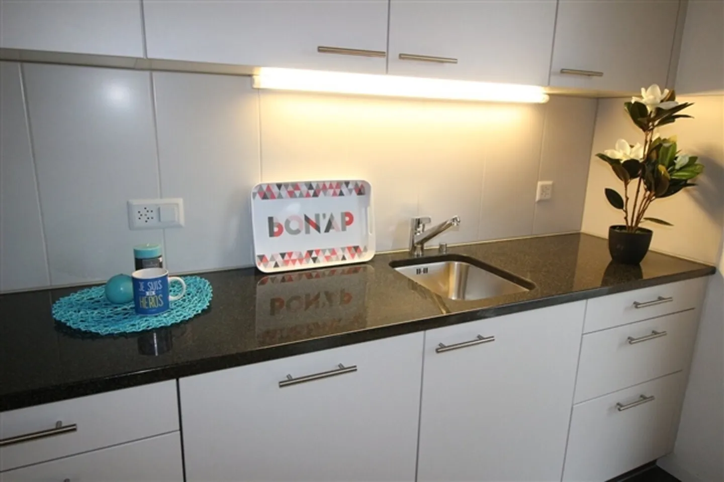 Appartement spacieux de 4,5 pièces de 136 m2 dans un bâtiment moderne - Photo 13 sur 13