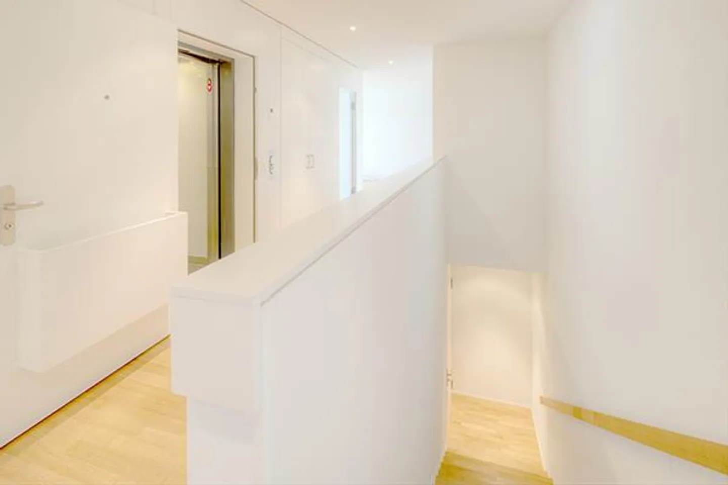 Ascenseur directement dans l'appartement ? - Photo 8 sur 10