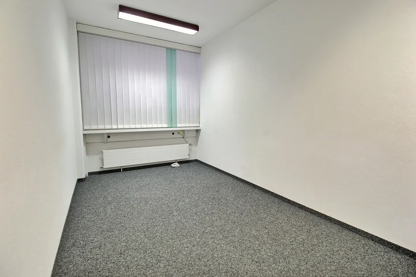 Office space for sale - Photo 17 of 22