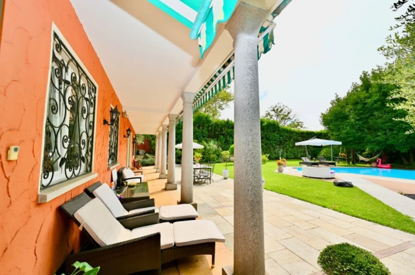 Elegant villa with magnificent pool and lush garden in Caslano - Photo 7 of 20