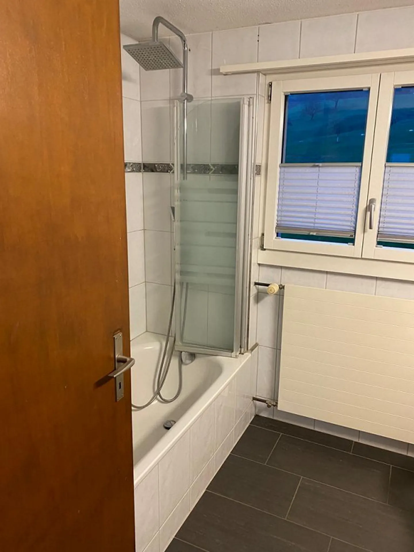 Your home with breathtaking panoramic views of the mountains - Photo 4 of 8