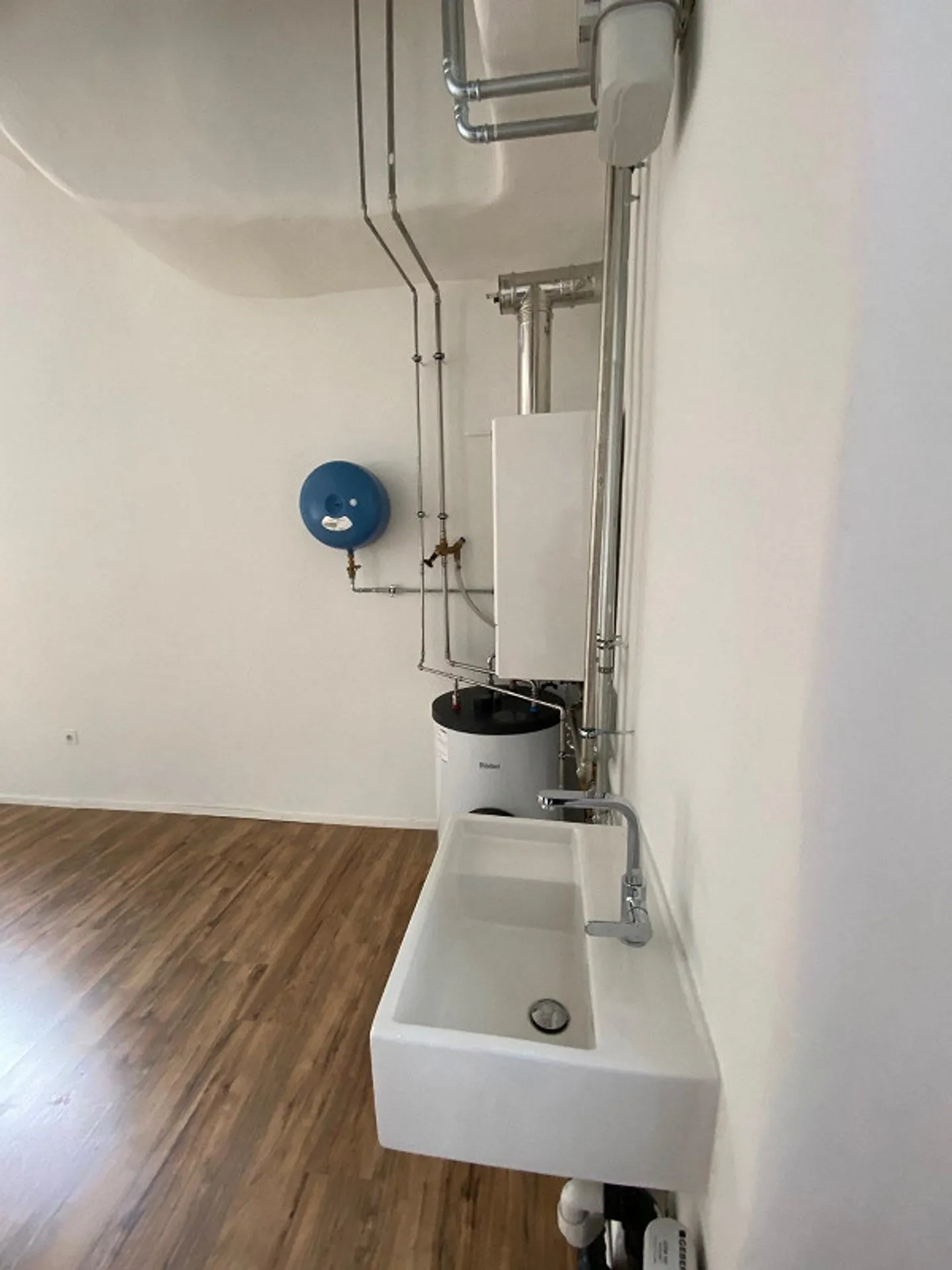 Charming Studio / Hobby Room in Welschdörfli - Photo 7 of 9