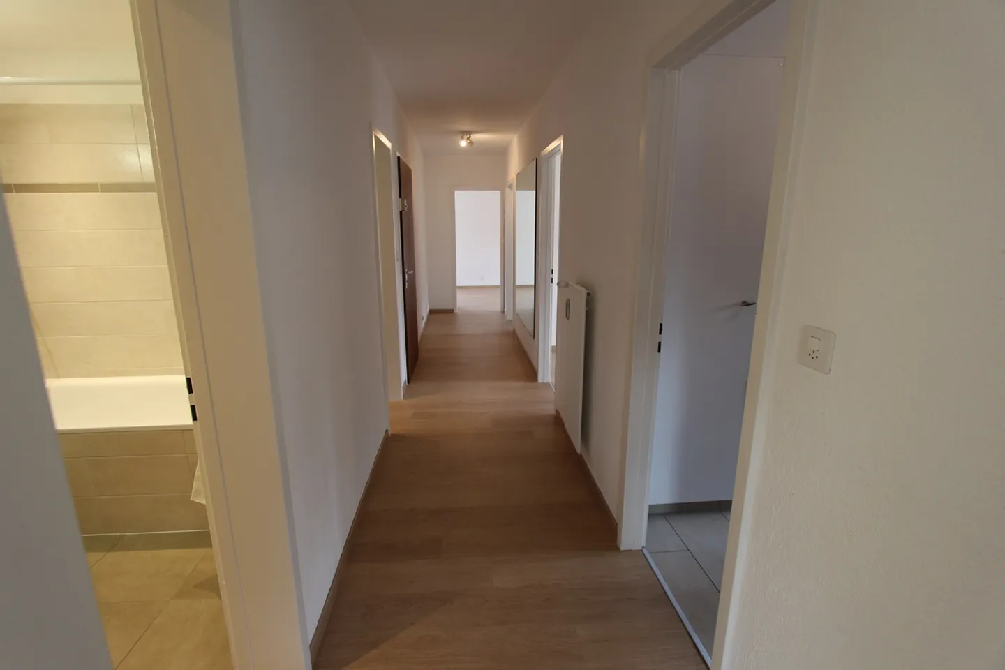 APPARTAMENTO DI 4.5 LOCALI SUI ALTI DI SIERRE - Foto 1 di 10