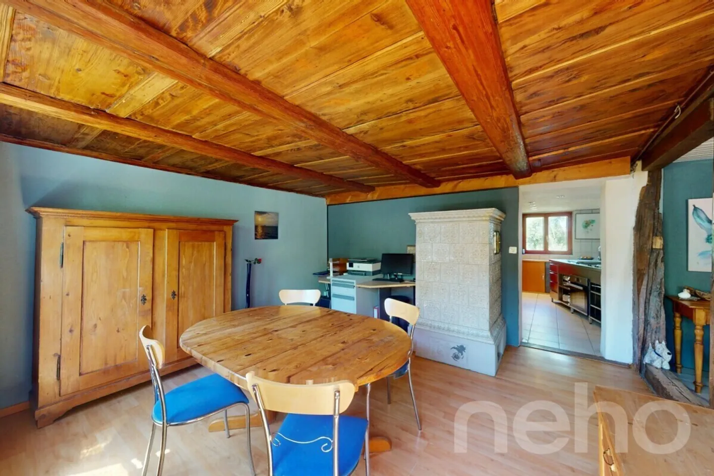 Charmante maison individuelle de 5 pièces dans un quartier résidentiel calme - Photo 3 sur 12