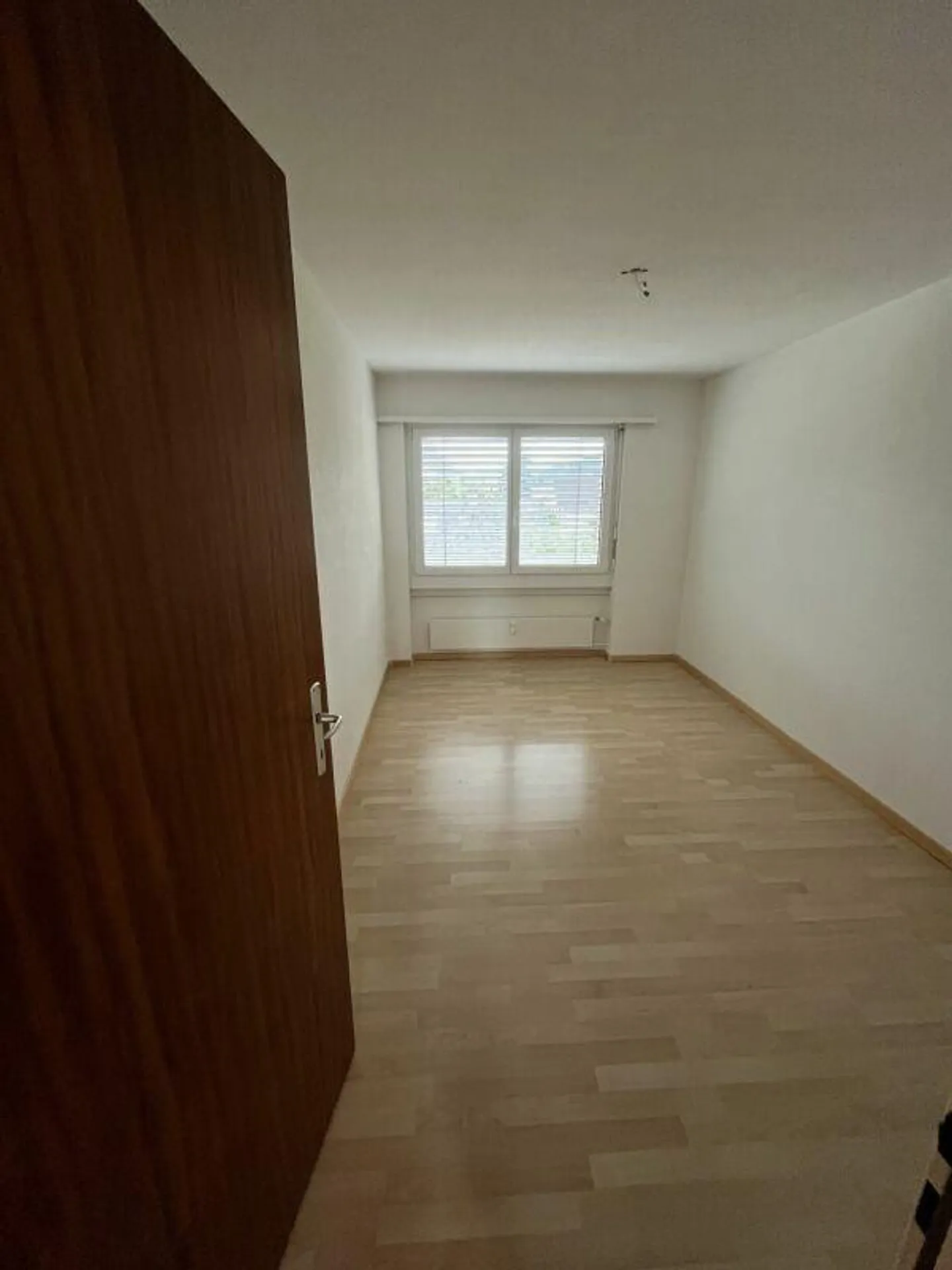 Large, bright apartment in a quiet location - Photo 6 of 10