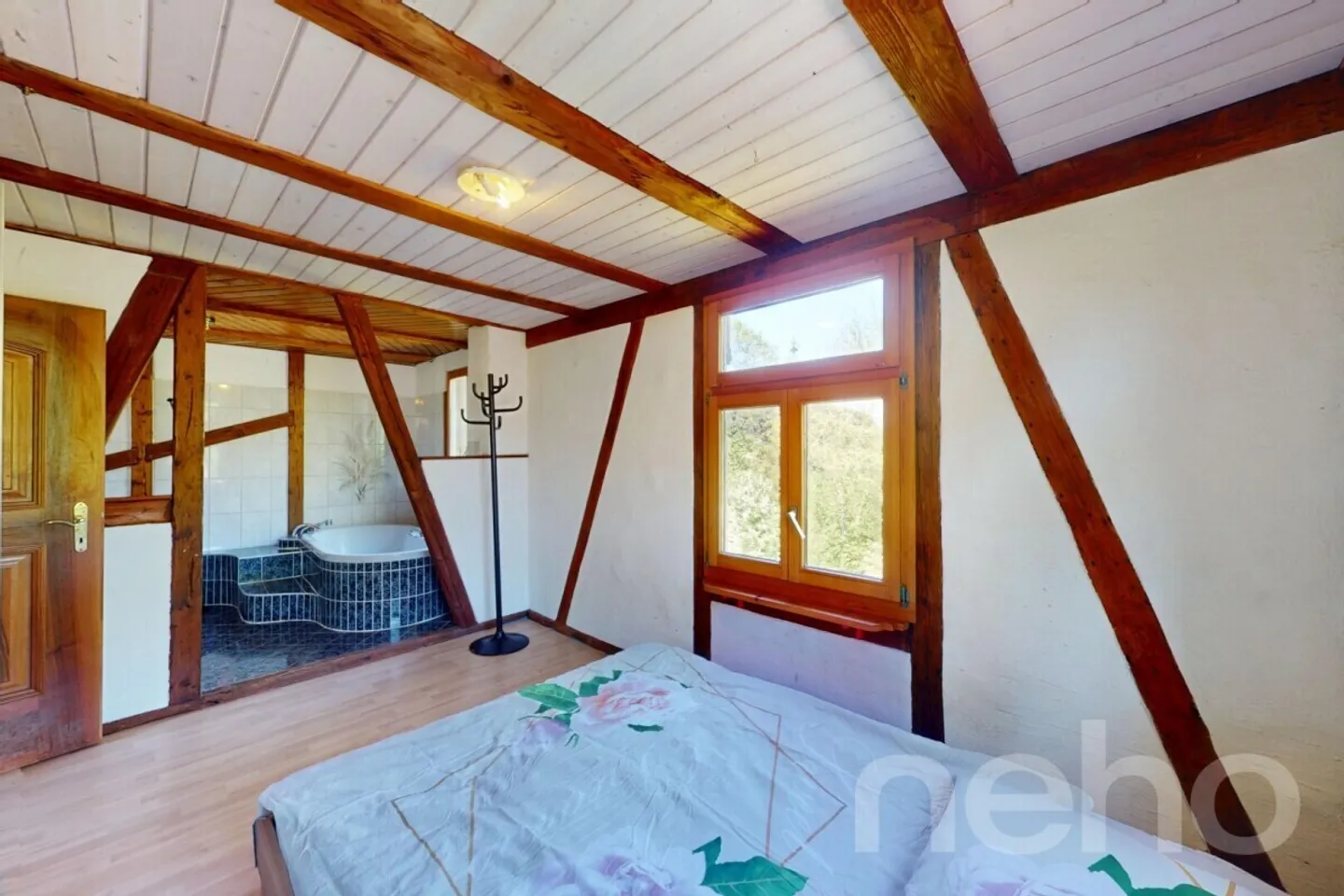 Charmante maison individuelle de 5 pièces dans un quartier résidentiel calme - Photo 8 sur 12