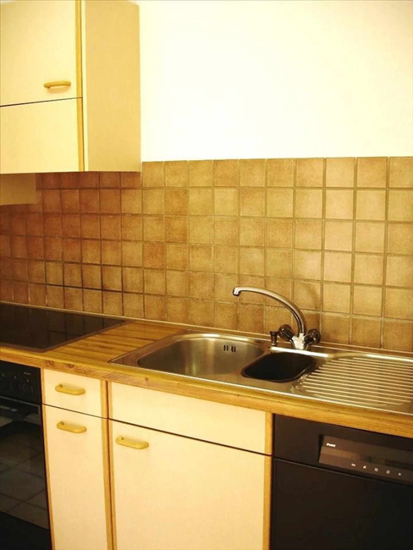 Cozy, temporary apartment with fireplace and spacious terrace - Photo 2 of 6