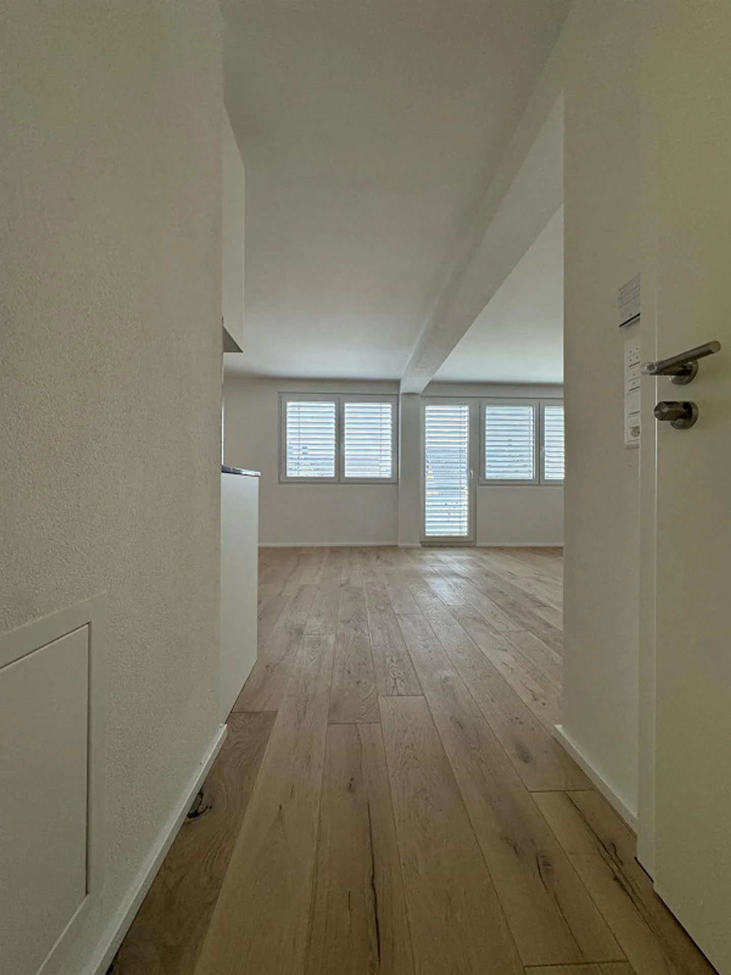 2.5 Room Apartment - Photo 3 of 6