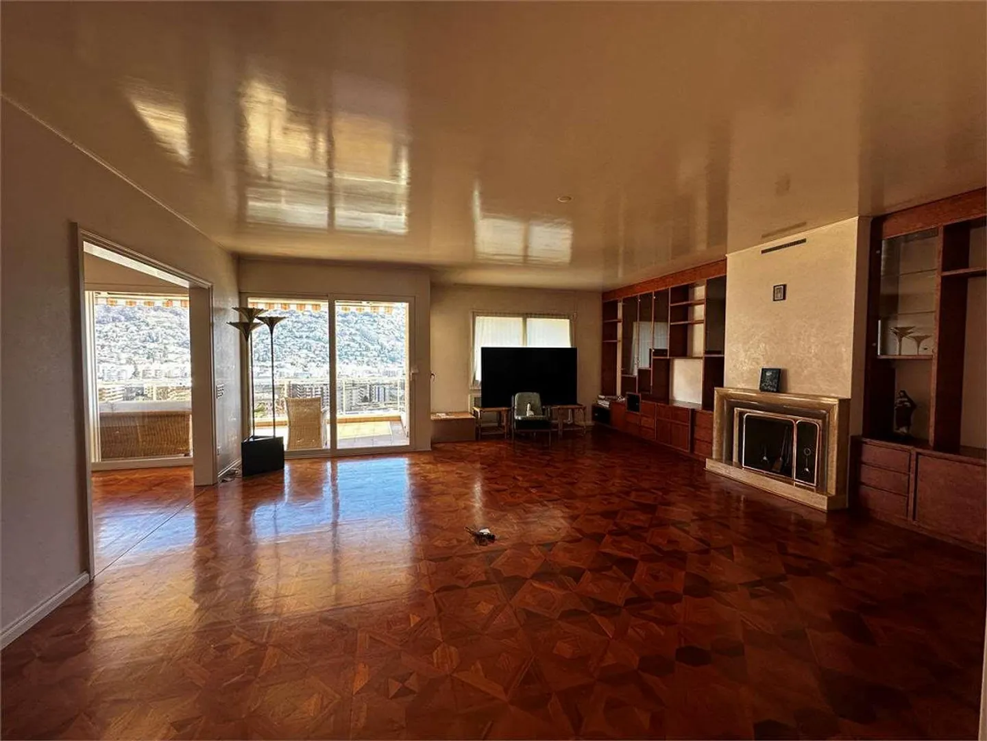 Ref. 2661 Elegant residential house of 400 m² with lake view in Lugano - Photo 4 of 13