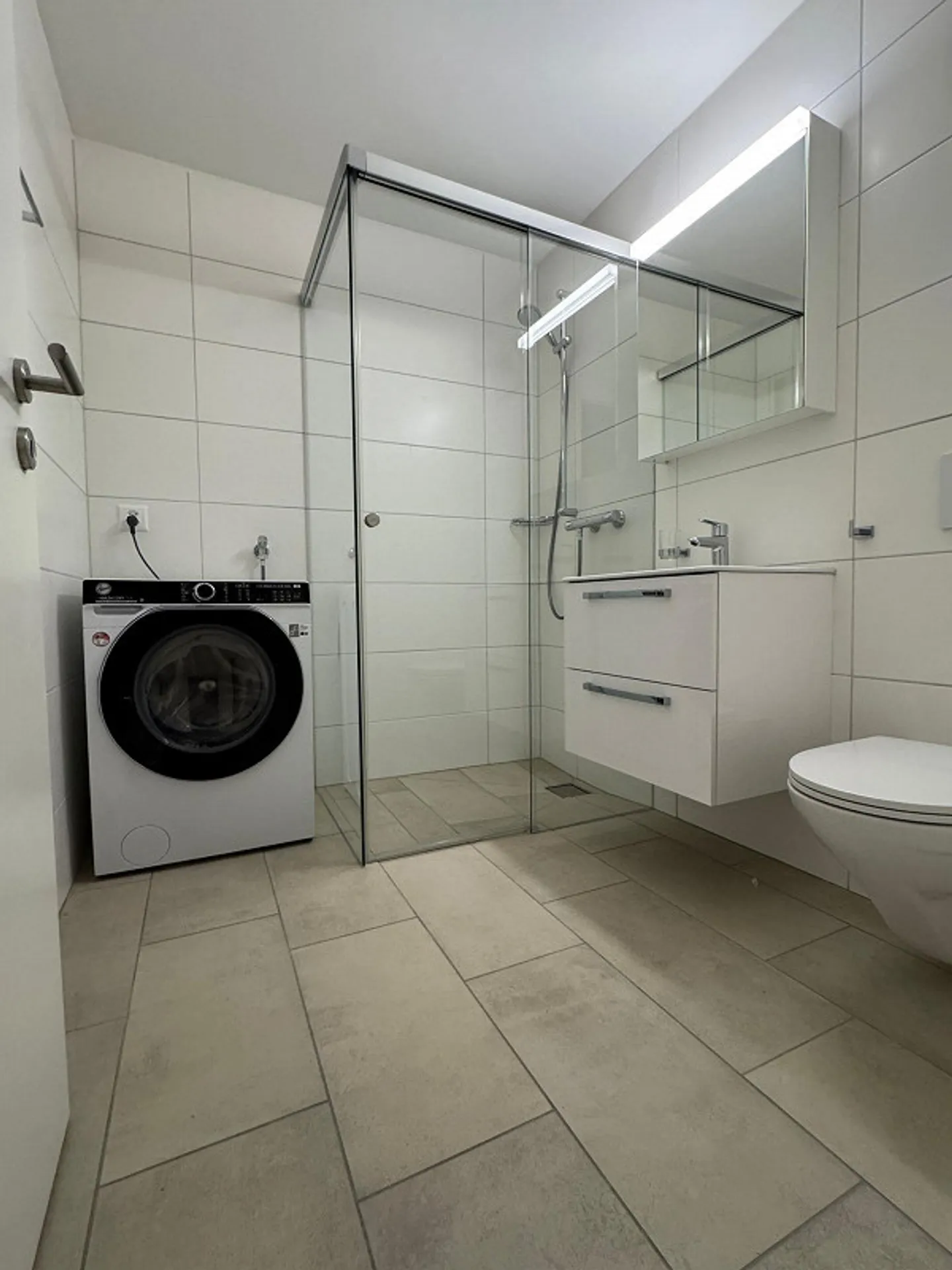 2.5 Room Apartment - Photo 5 of 6