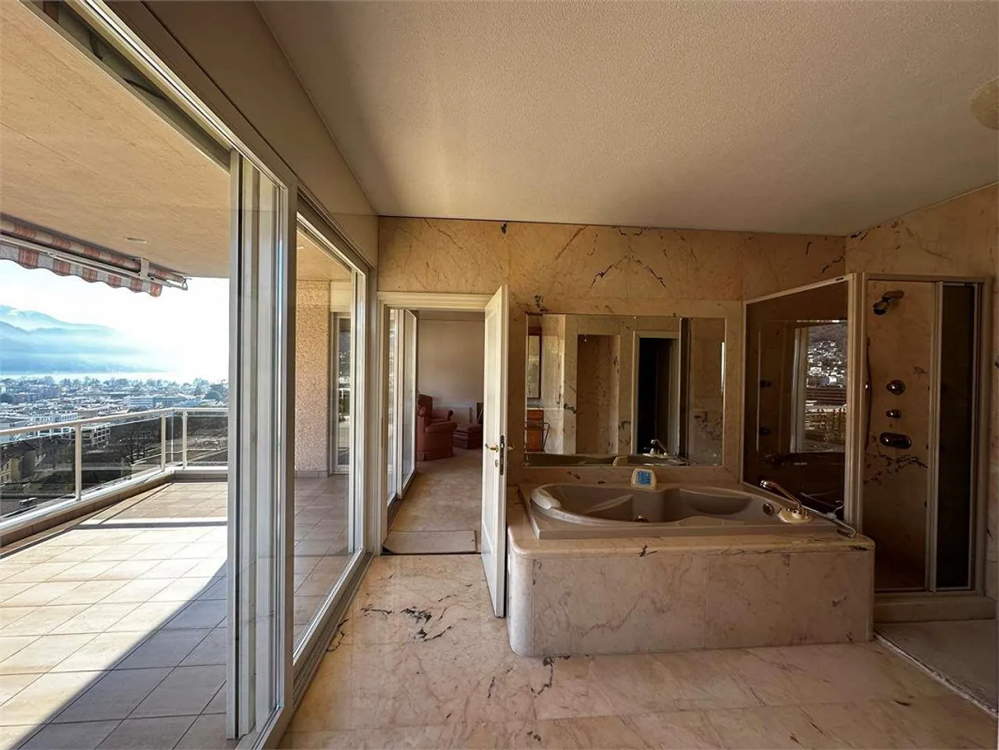 Ref. 2661 Elegant residential house of 400 m² with lake view in Lugano - Photo 10 of 13